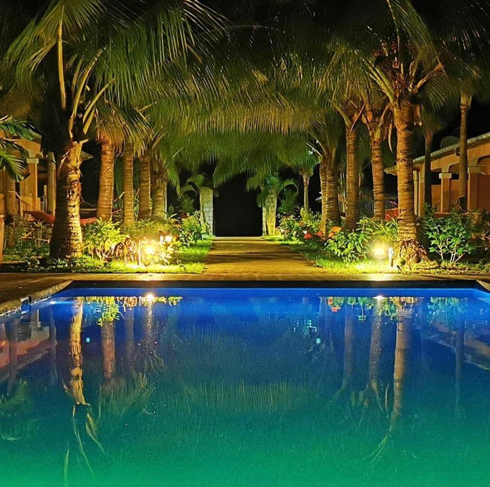 Hotel Fleurs D'Ylang Nosy-Be Esterno foto